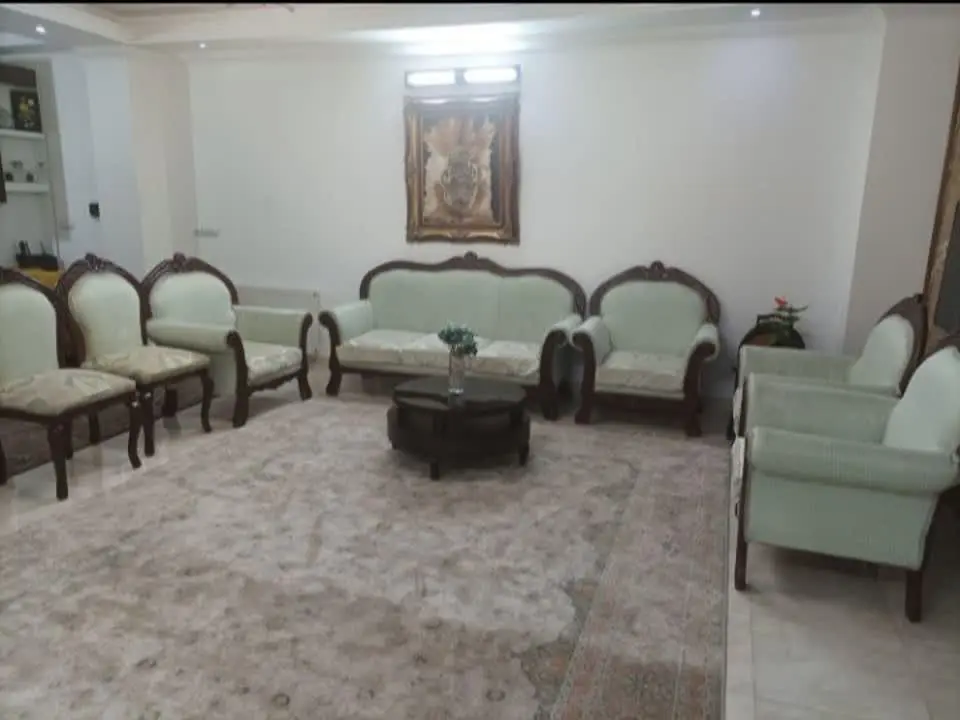 مبل ۹نفره چوب راش سفارشی ساز پارچه یزد کلاف چوب اصل ومحکم
