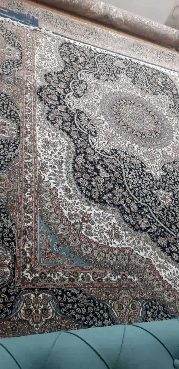 دو تخته فرش ۱۲ متری ۷۰۰ شانه
