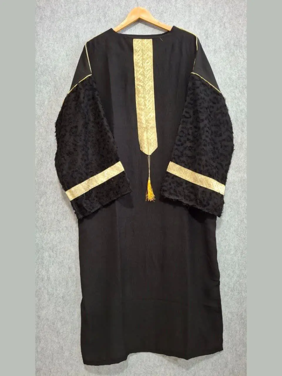 جنس: ابرو بادی