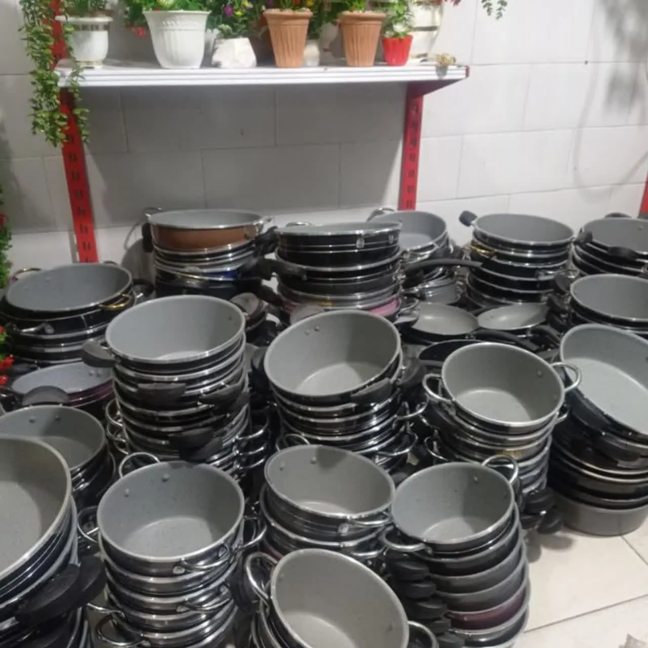 فروش ظروف گرانیتی وگل مصنوعی