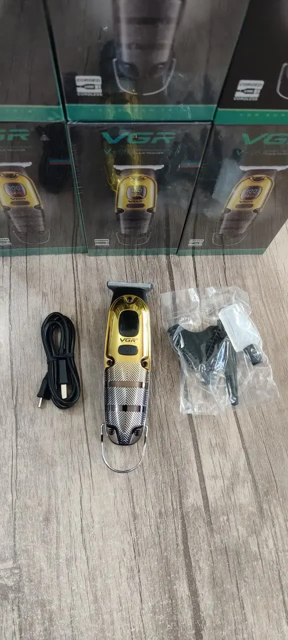 ماشین اصلاح وی جی آر مدل V-۹۸۱