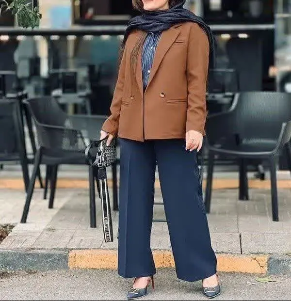 ☔️مدل: مانتوشلوار دل