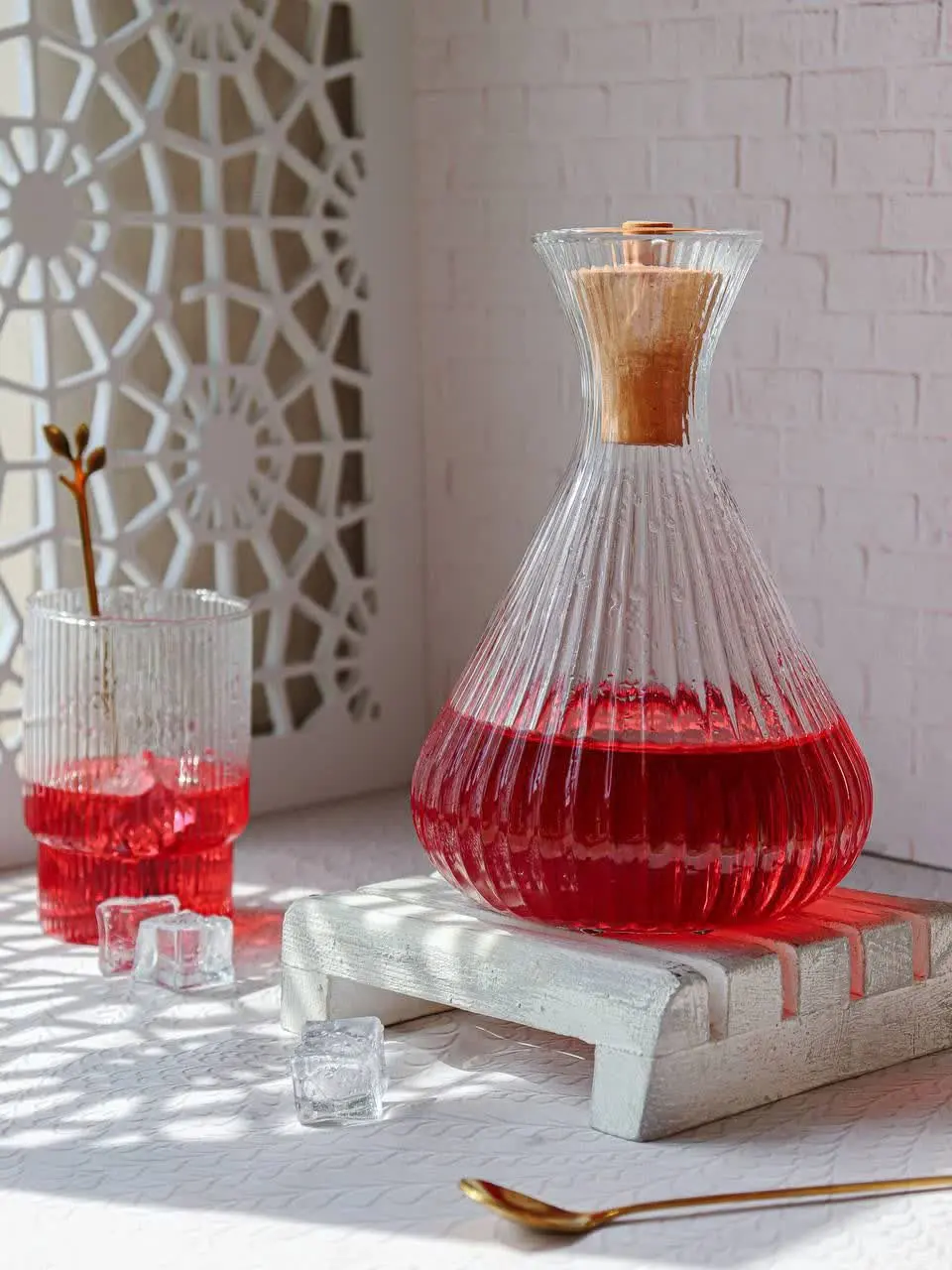 بطری تابان درب چوبی