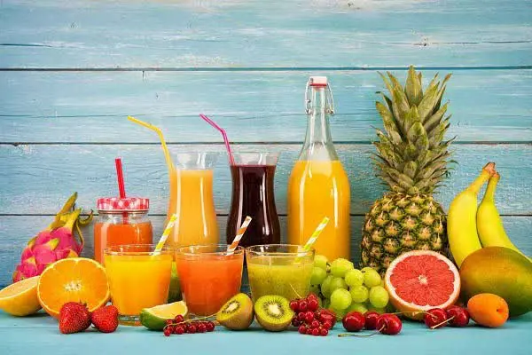 آبمیوه ۱ لیتری تتراپک