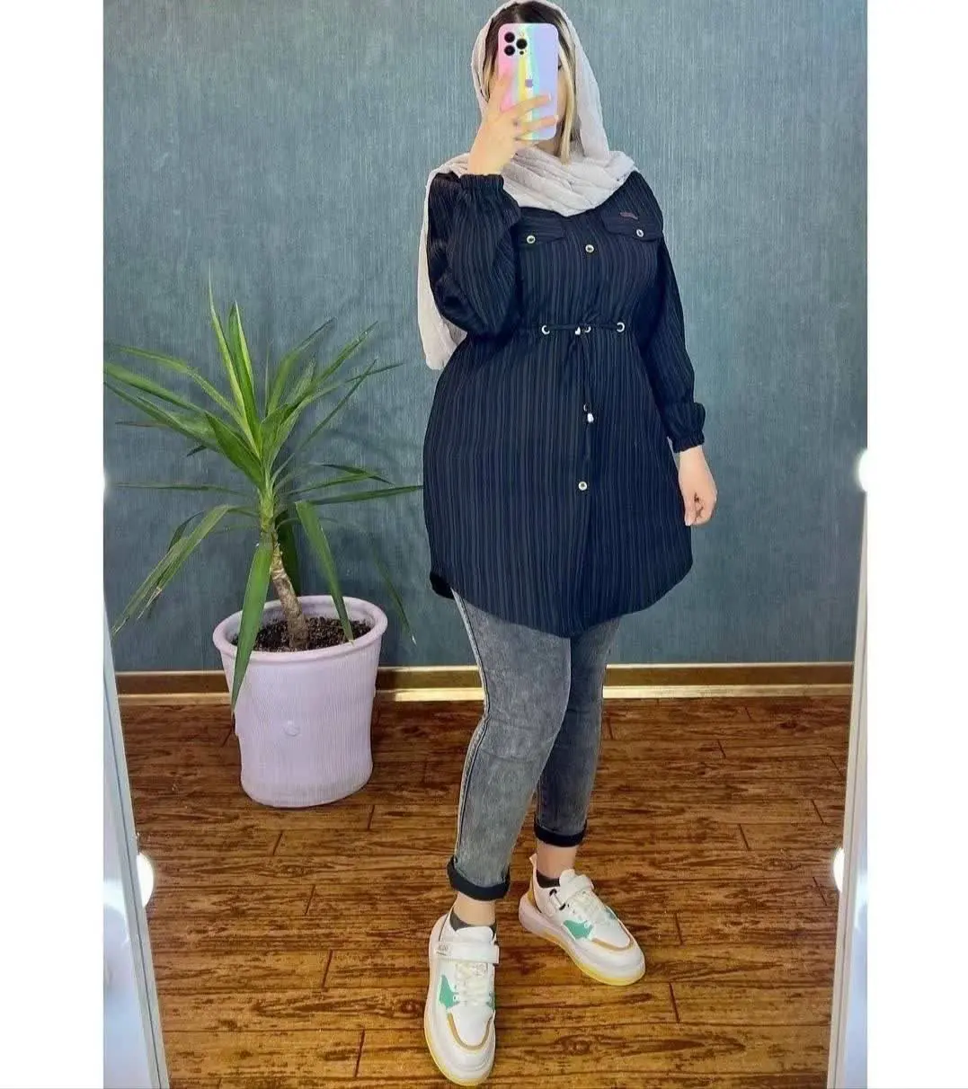نام: مانتو آیلار