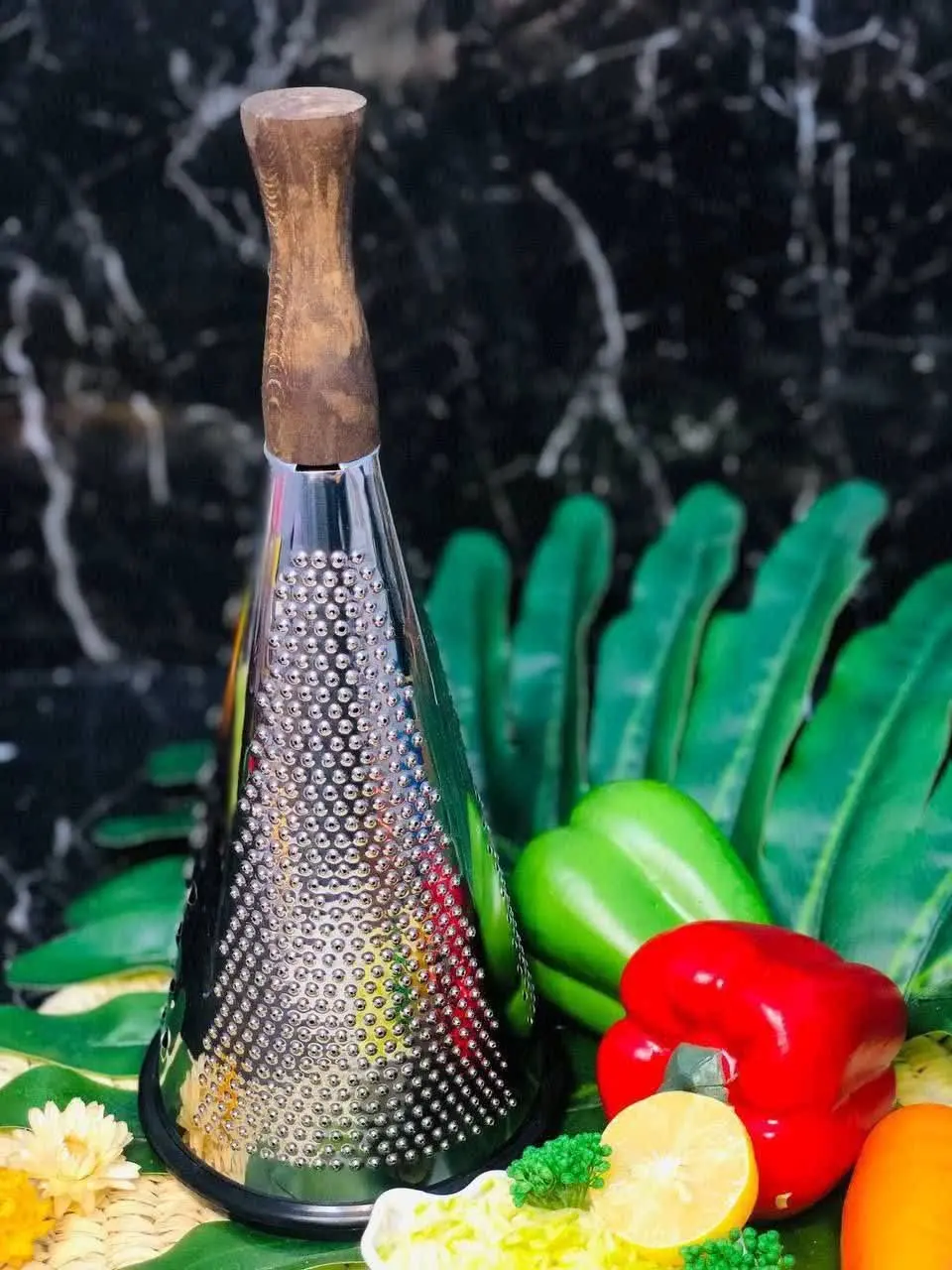 رنده مخروطی دسته چوبی بزرگ