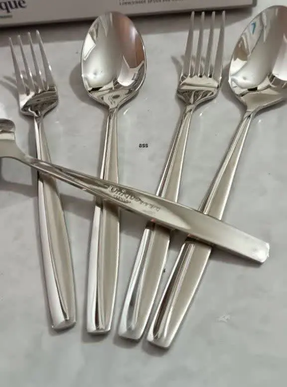 ۲دست قاشق چنگال یونیک حک شده