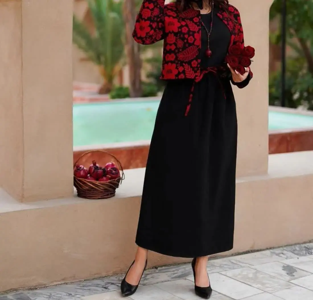 ست سه تیکه مدل ناردون 😍 (کت , سارافن , کمربند)