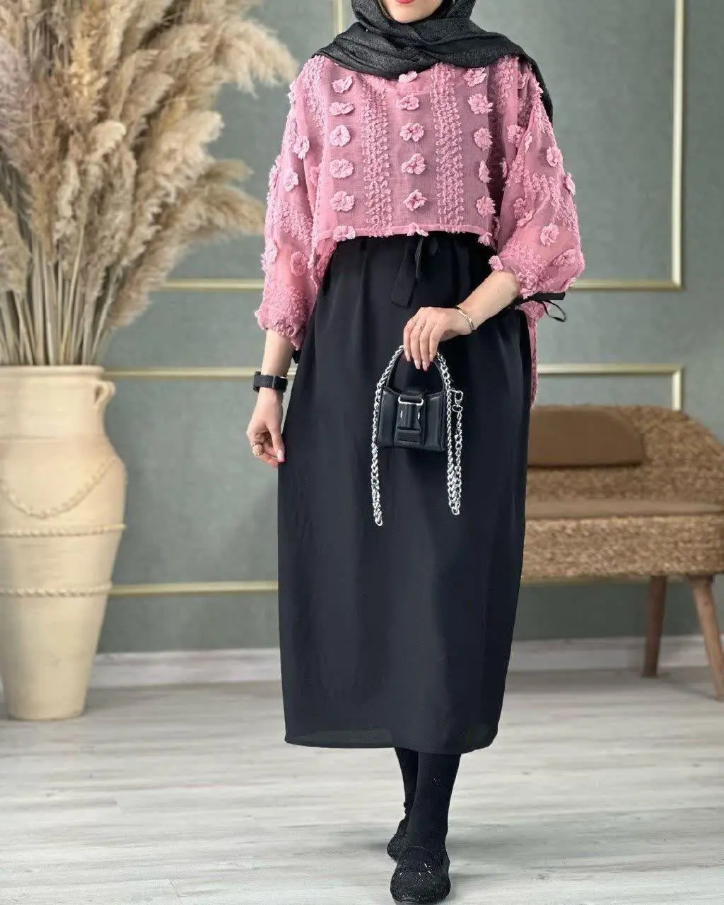نام: دوتیکه رویه و سارافون یاخما