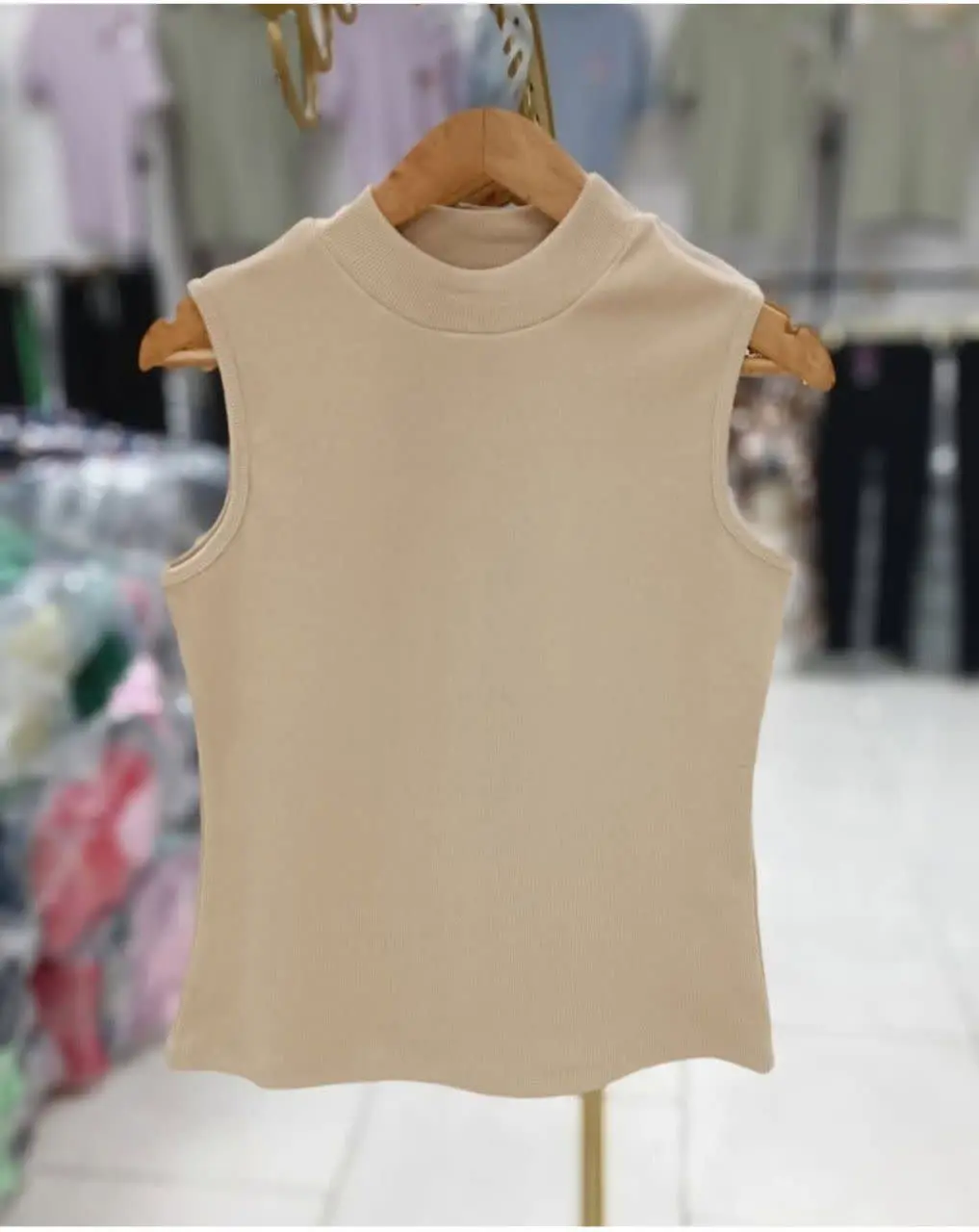 🌸🍃 تاپ فانریپ یقه سه سانت😍⭐️