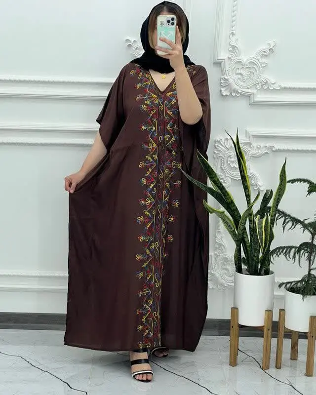 ساحلی پانچ جلو گلدوزی