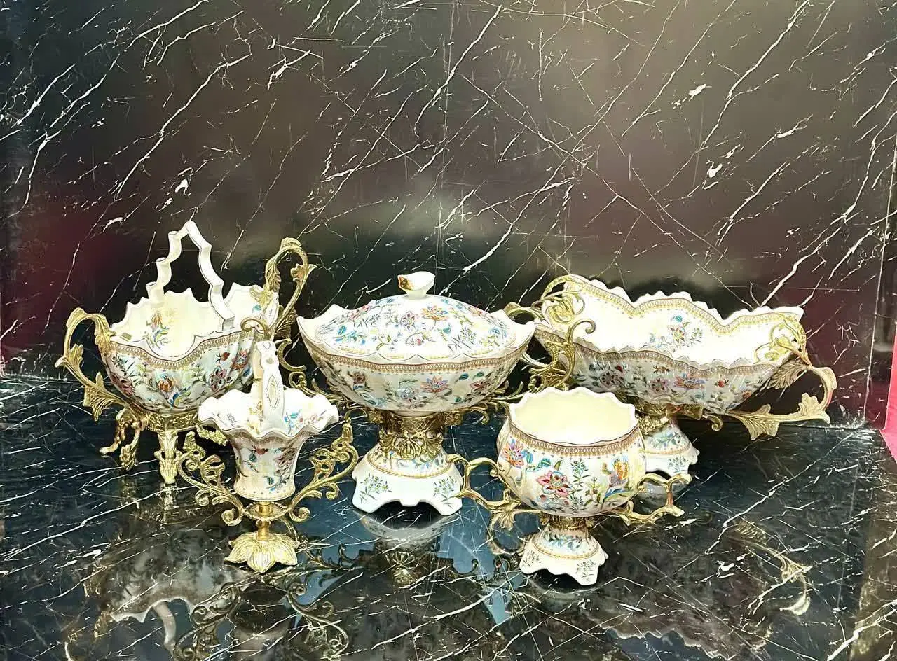 ست پذیرایی چینی وارداتی اصل با پایه برنزی