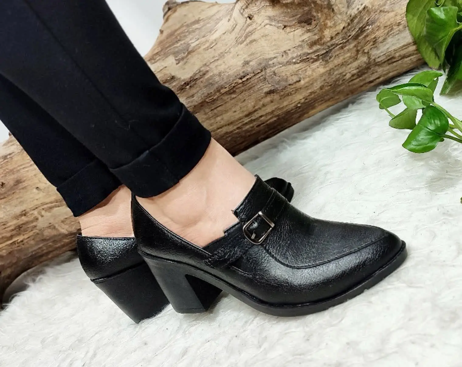 نام: 👠کفش مجلسی طبی مدل ۹۱۱ سگک دار هفت سانت😍