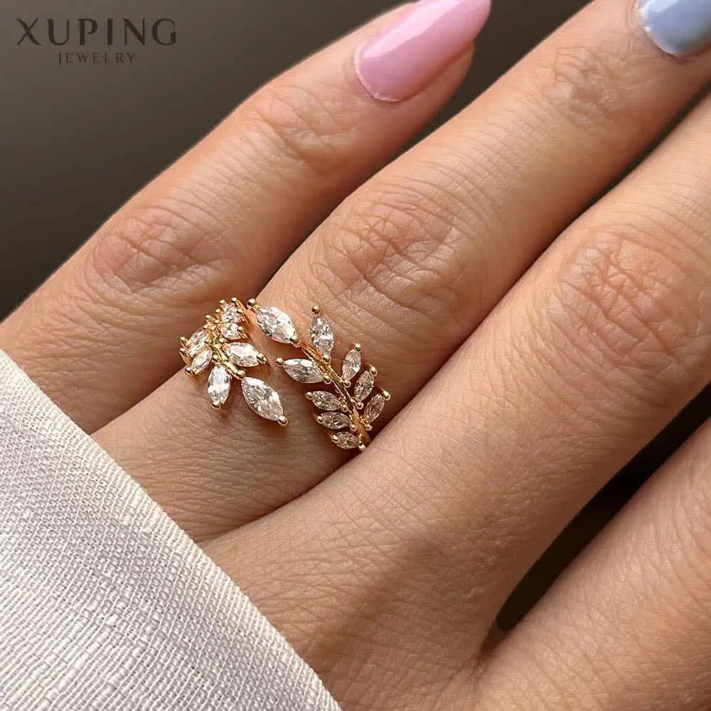 😍 *دوتا برگ که دستاتو به آغوش میکشن* ❤️🌿
