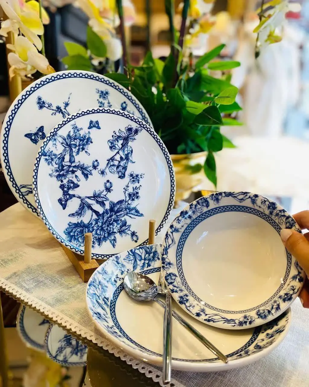 سرویس غذا خوری ۲۴ پارچه