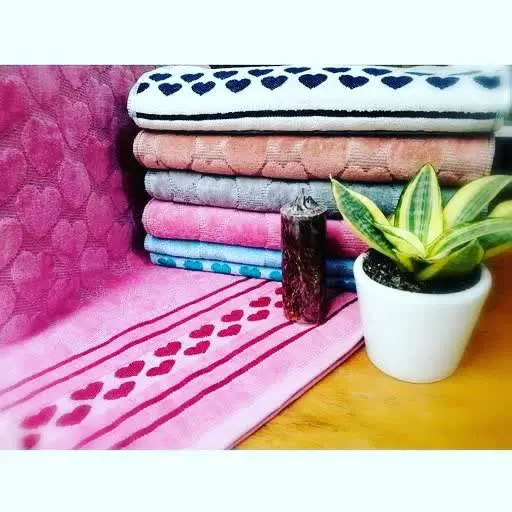 حوله طرح قلب برجسته