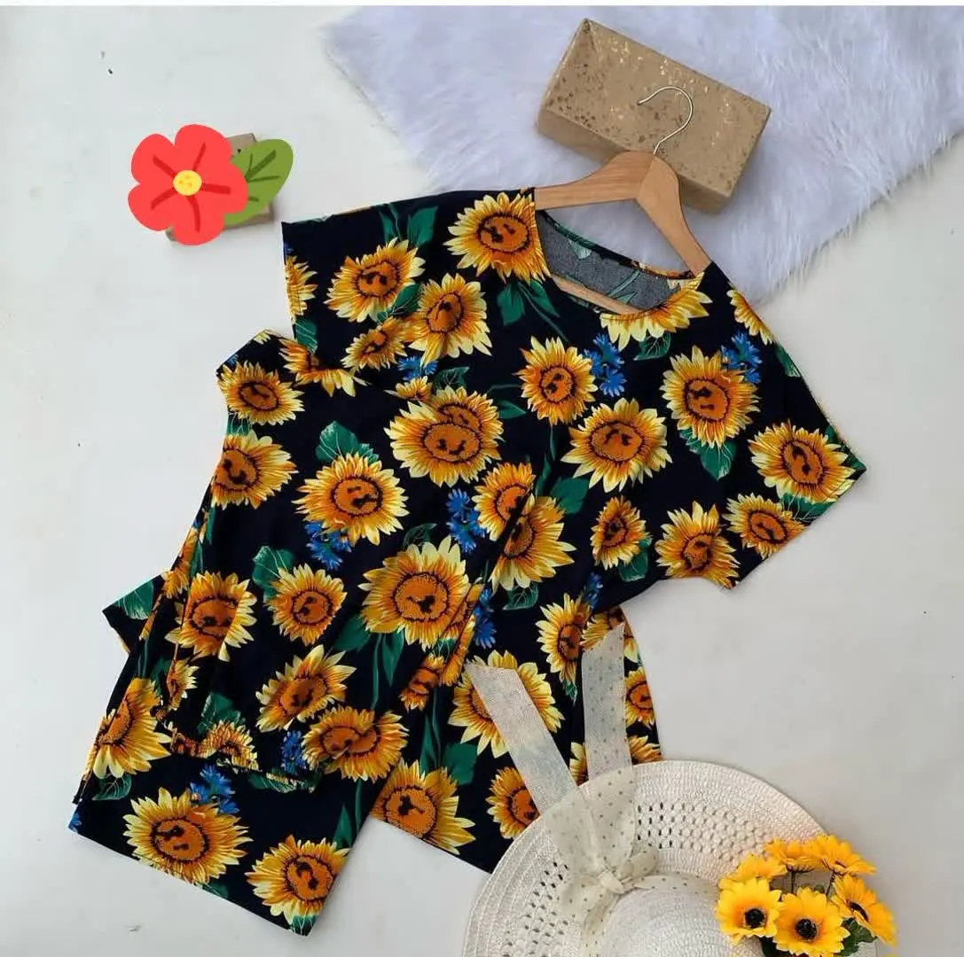 ست تیشرت شلوار نخی طرح افتابگردون😍🌻