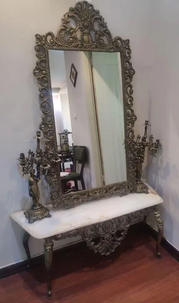 اینه کنسول بزرگ