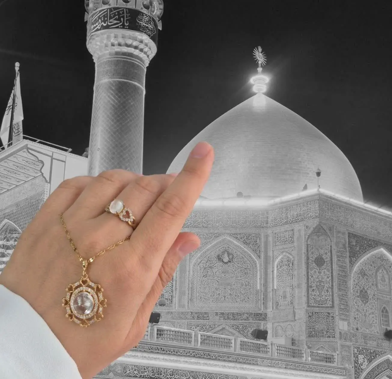 حضرت صادق فرمود: هر کس انگش...