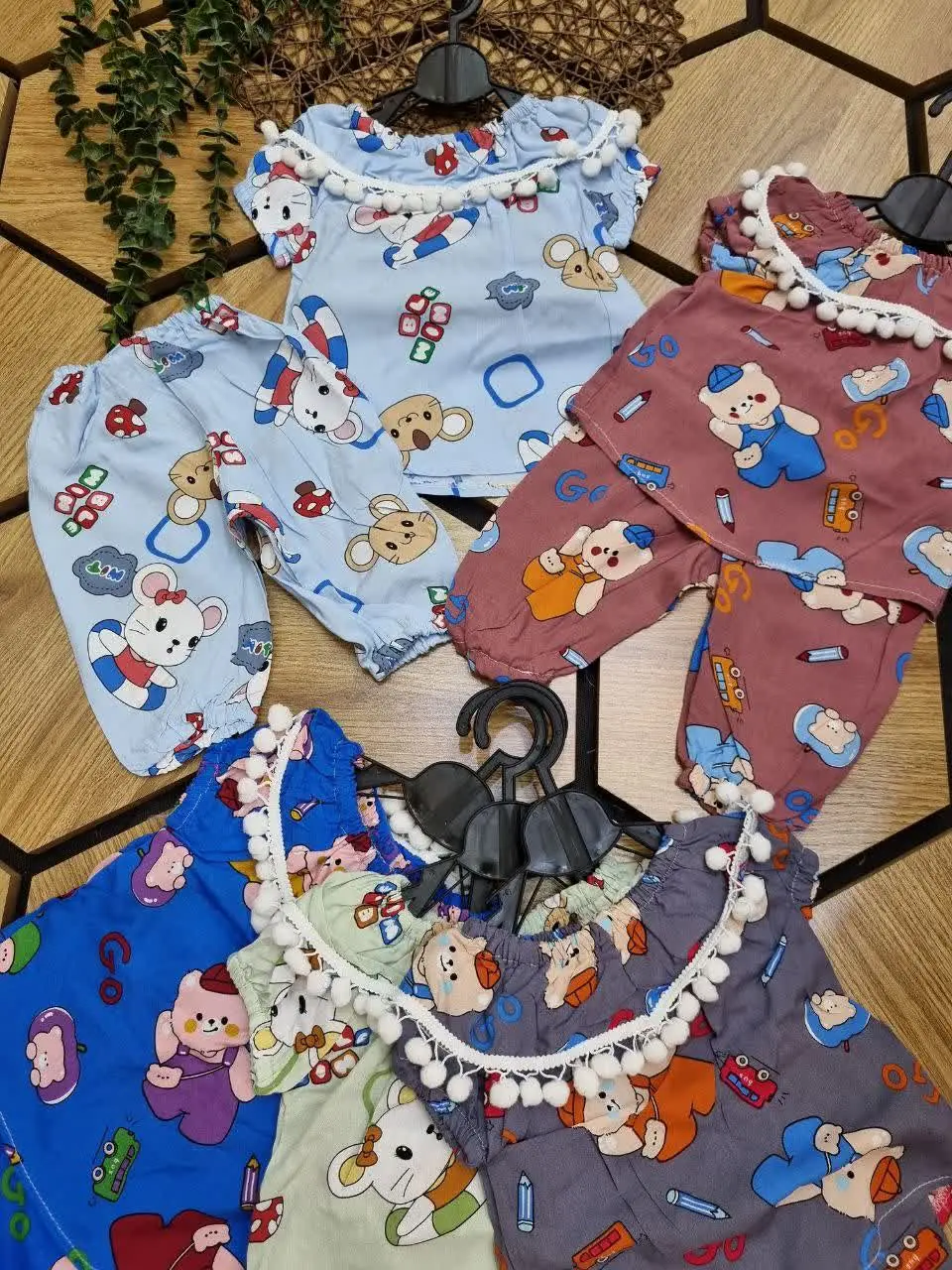 🇮🇷🧥🧶👗👚🎽👕👖👔💎