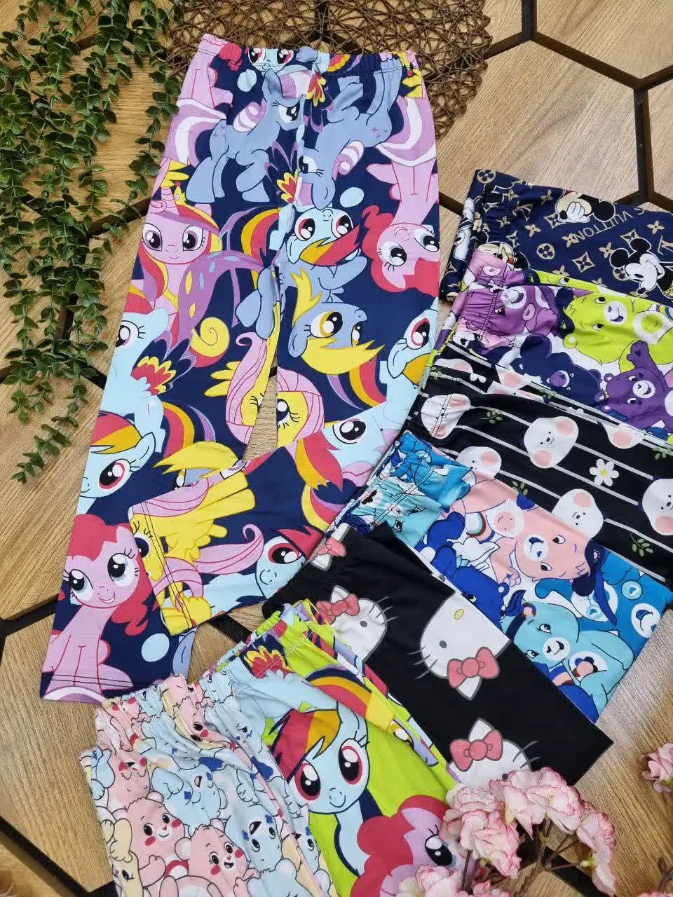🇮🇷🧥🧶👗👚🌠🌹🔥