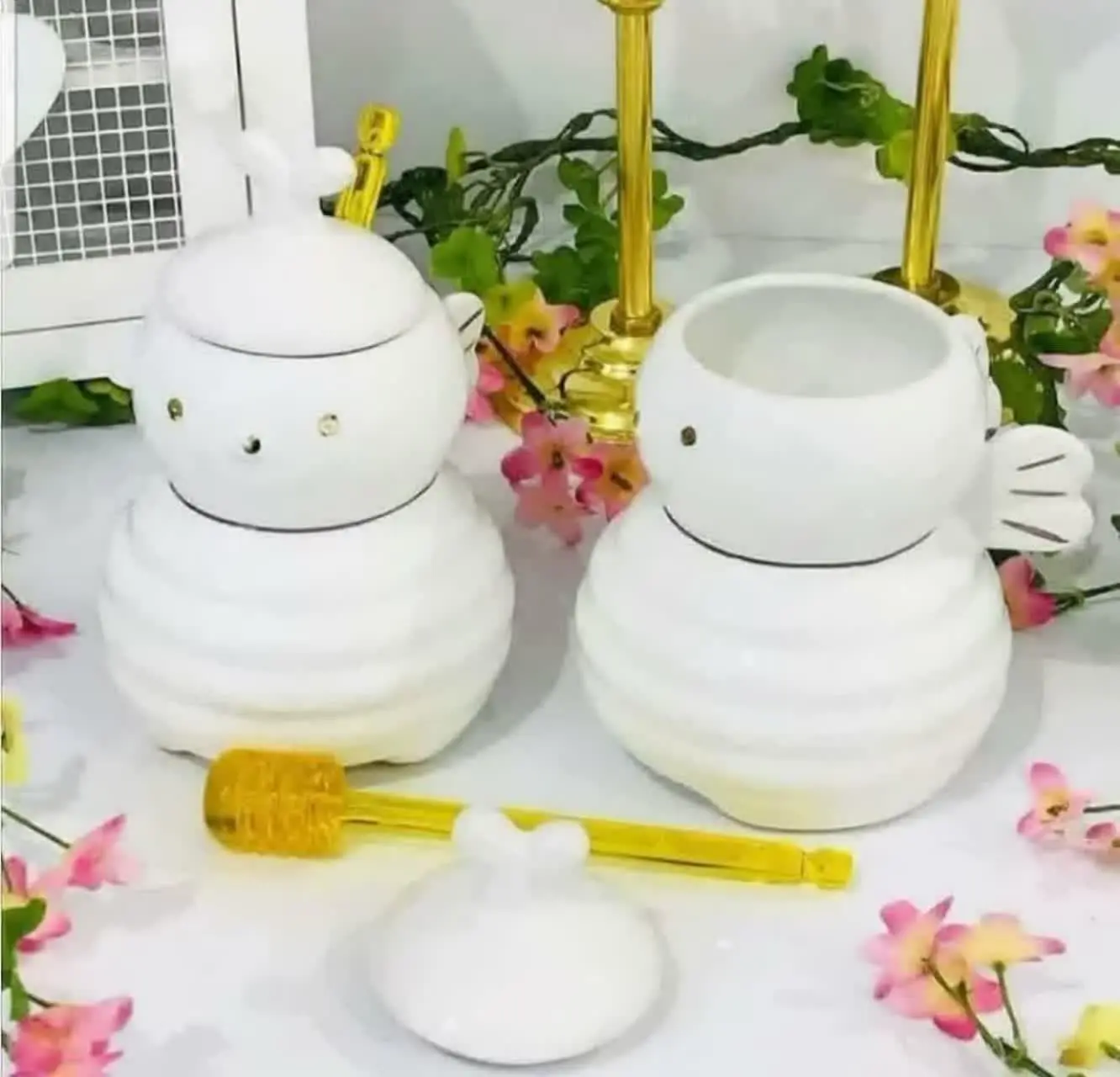 🍯 عسل خوری زنبورک