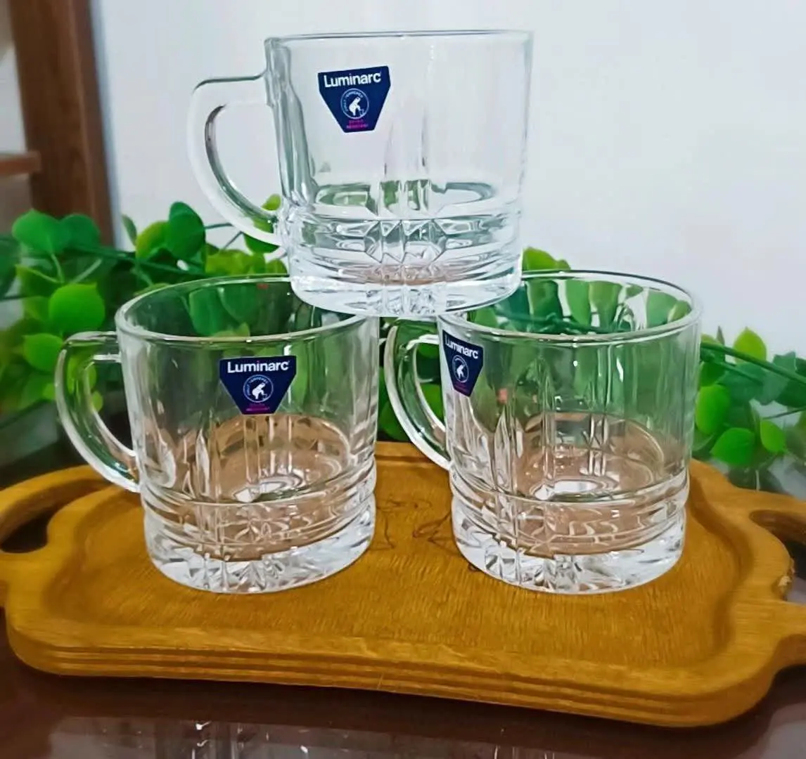 نیم لیوان و لیوان لومینارک