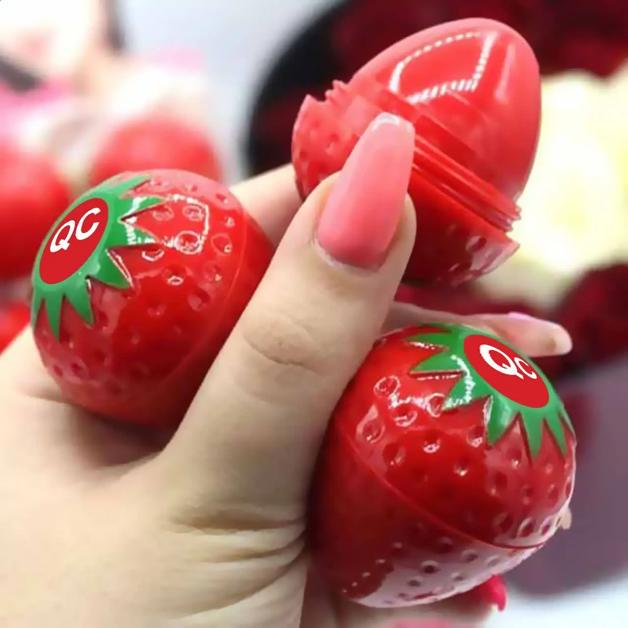 بالم لب توت فرنگی (چرب لب) معطر