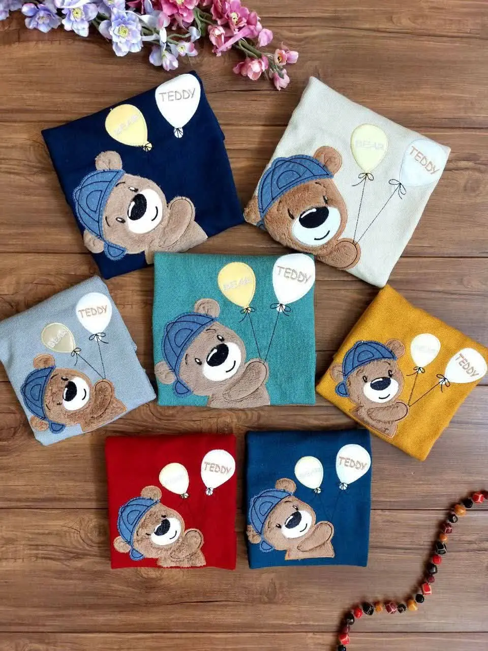 👚نام: گپ خرس و بادکنک با اون کلاه جین بانمکش🥰