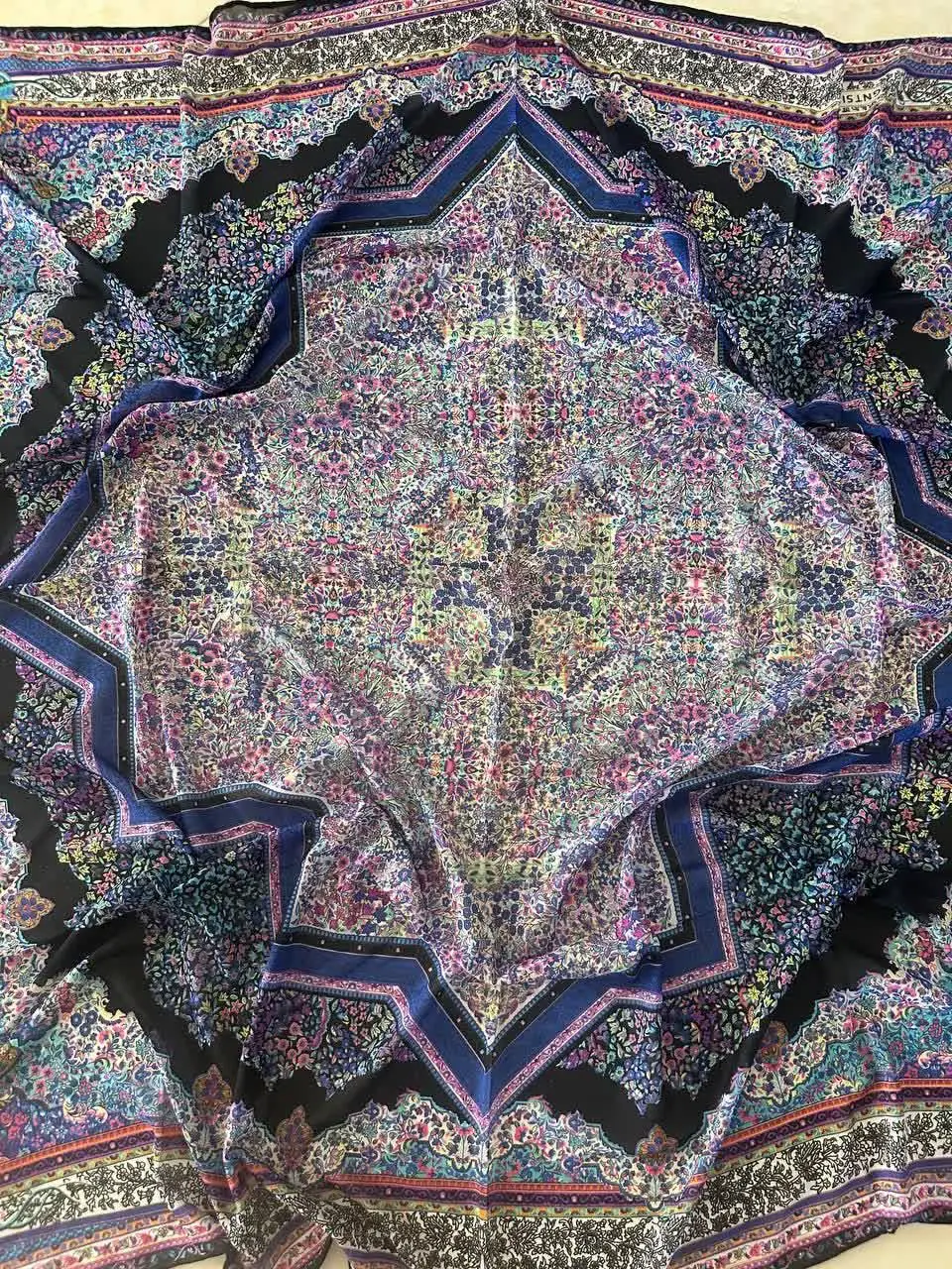 روسری حریر نخ ایتالیایی🌱🌸