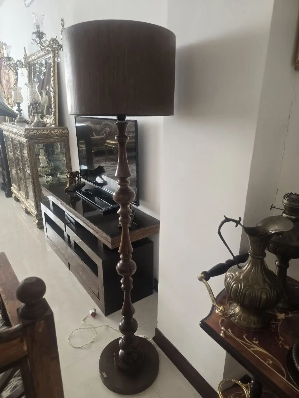 آباژور چوبی سالم