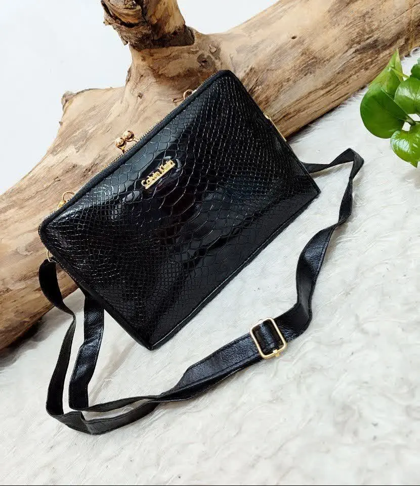 نام: 👛کیف مجلسی ورنی مدل کلوین صخرهای