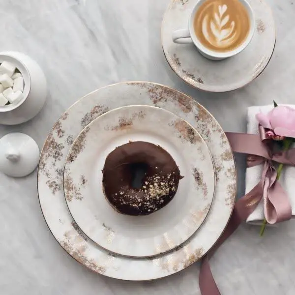 🍽 سرویس ۱۰۸ پارچه شهرزاد چینی زرین
