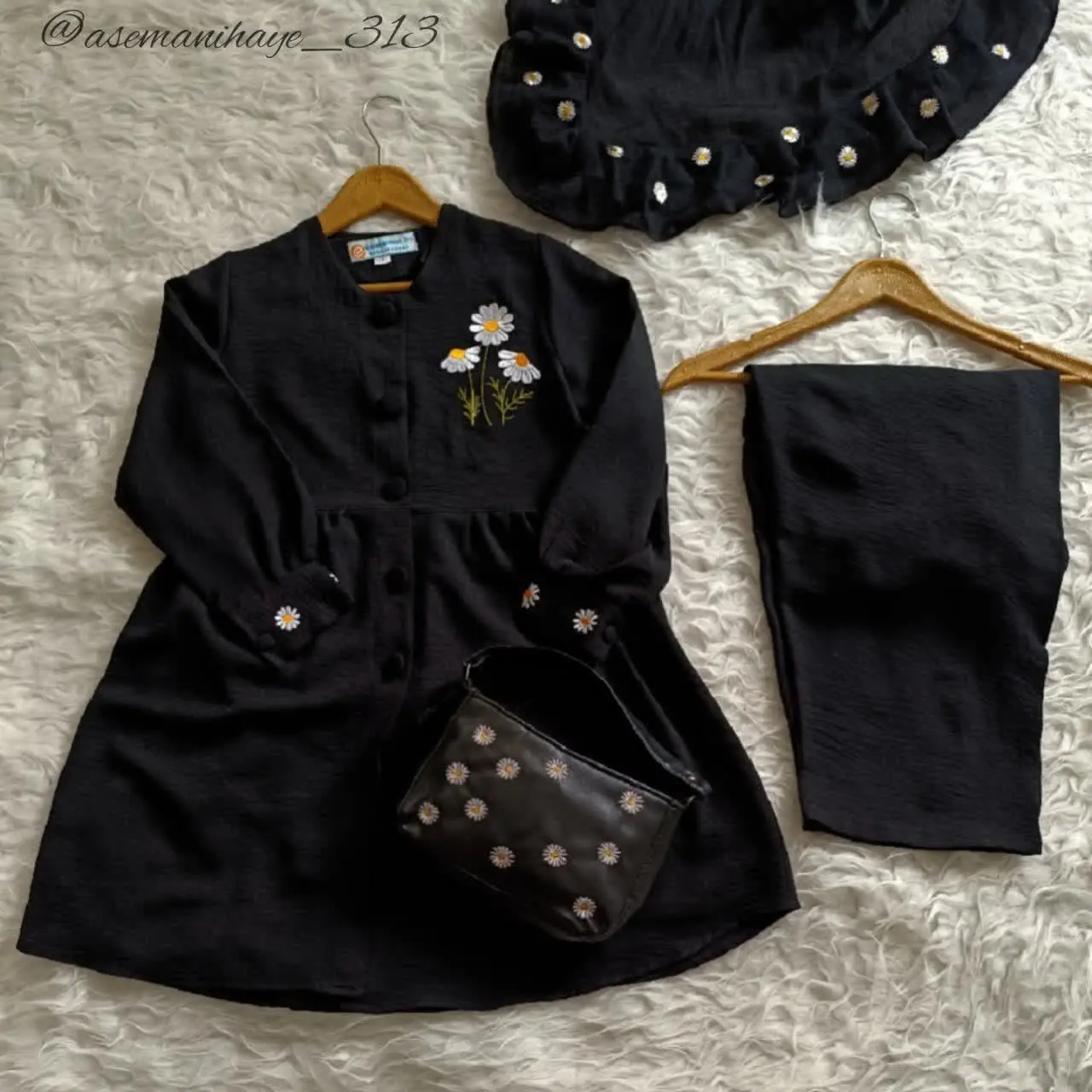🌼مانتو طرح بابونه