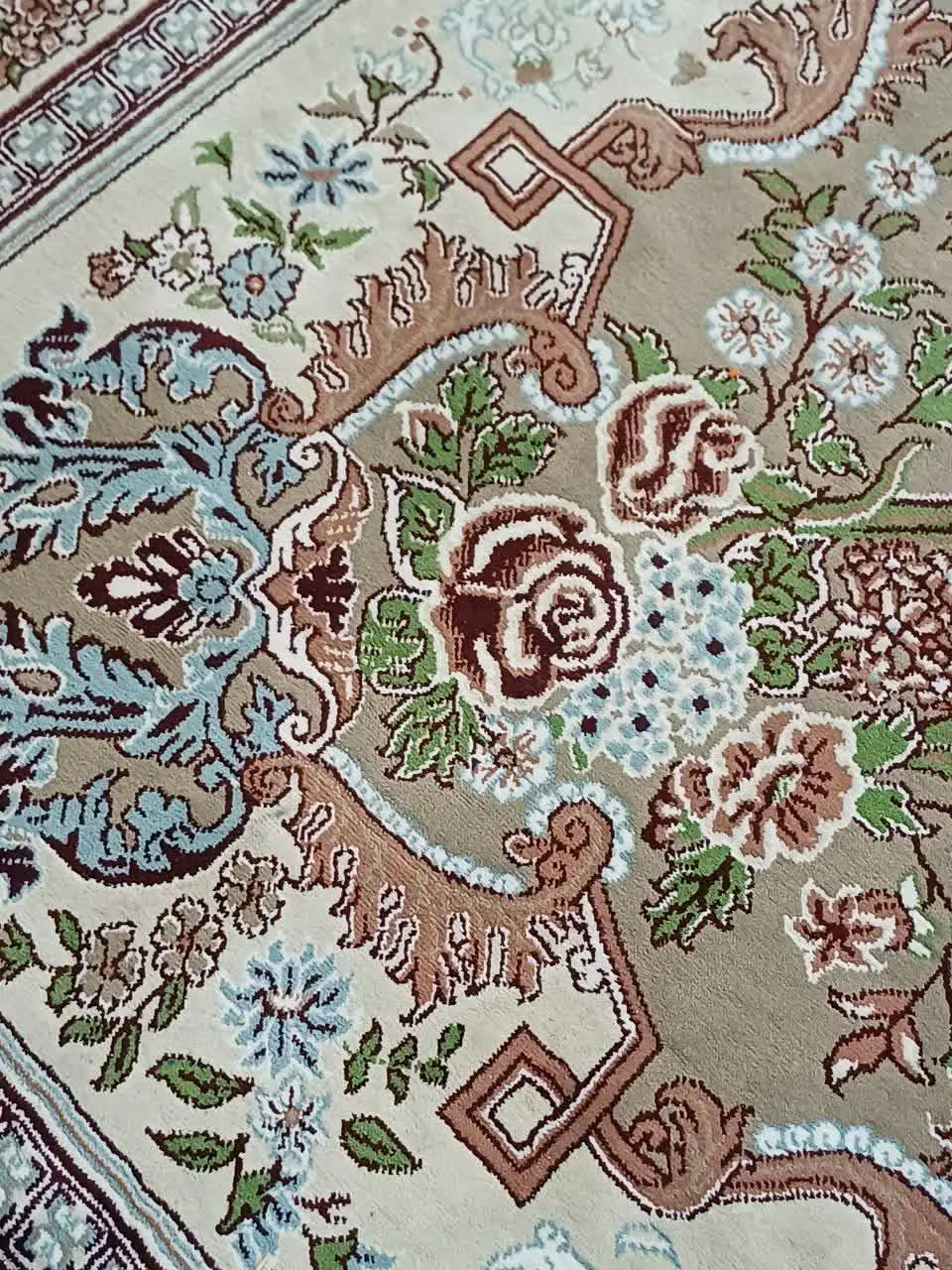 یک تخته قالی ۱۲ متری سلیمان