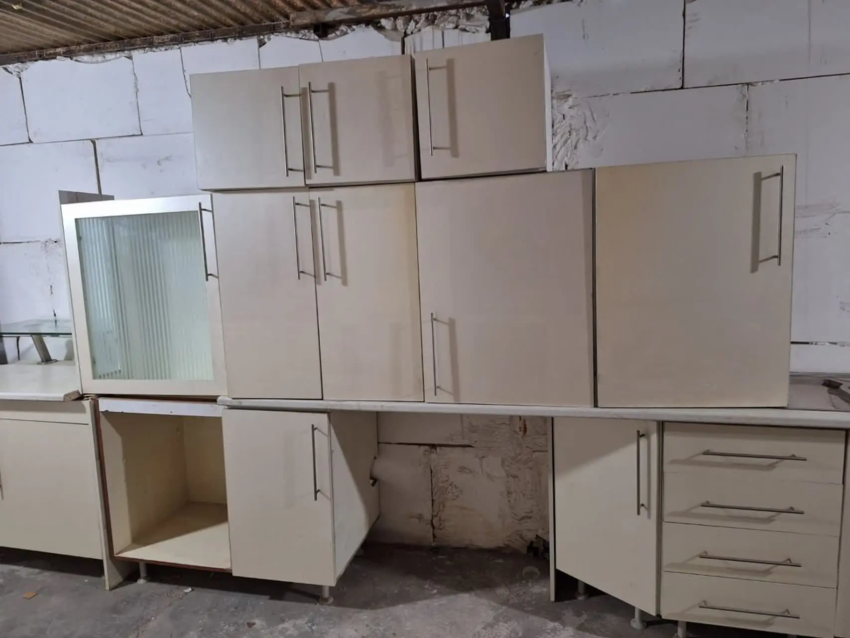 کابینت هایگلاس سفید عکس (۵و...