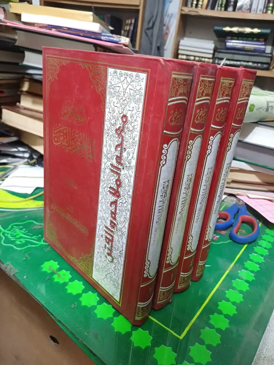 📚کتاب بسیار کم نظیر در مورد ظهور و حوادث آن، معجم الملاحم و الفتن ایت الله دهسرخی، کمیاب