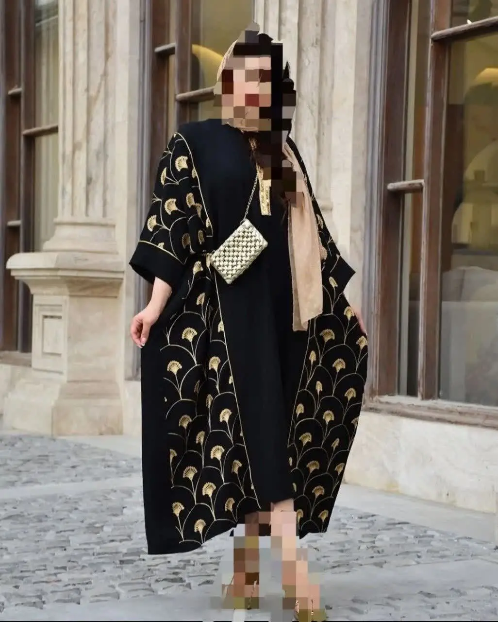 یه #کفتان فاخر و خیلی شیک براتون تولیدکردیم که تک بودنو خوشتیپ بودنو باهاش تجربه کنی😍 قواره داره و هم مناسب لاغراس وهم تپلا که خوش اندامتر نشونشون میده☺️
