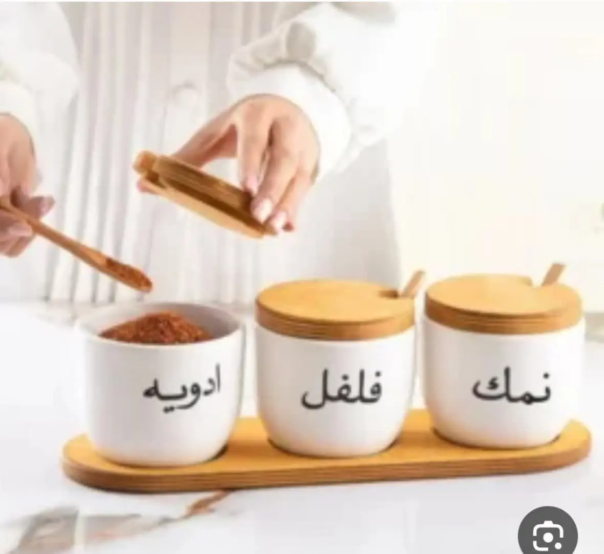 بانکه سرامیکی ادویه قاشق دار همراه با استند چوبی