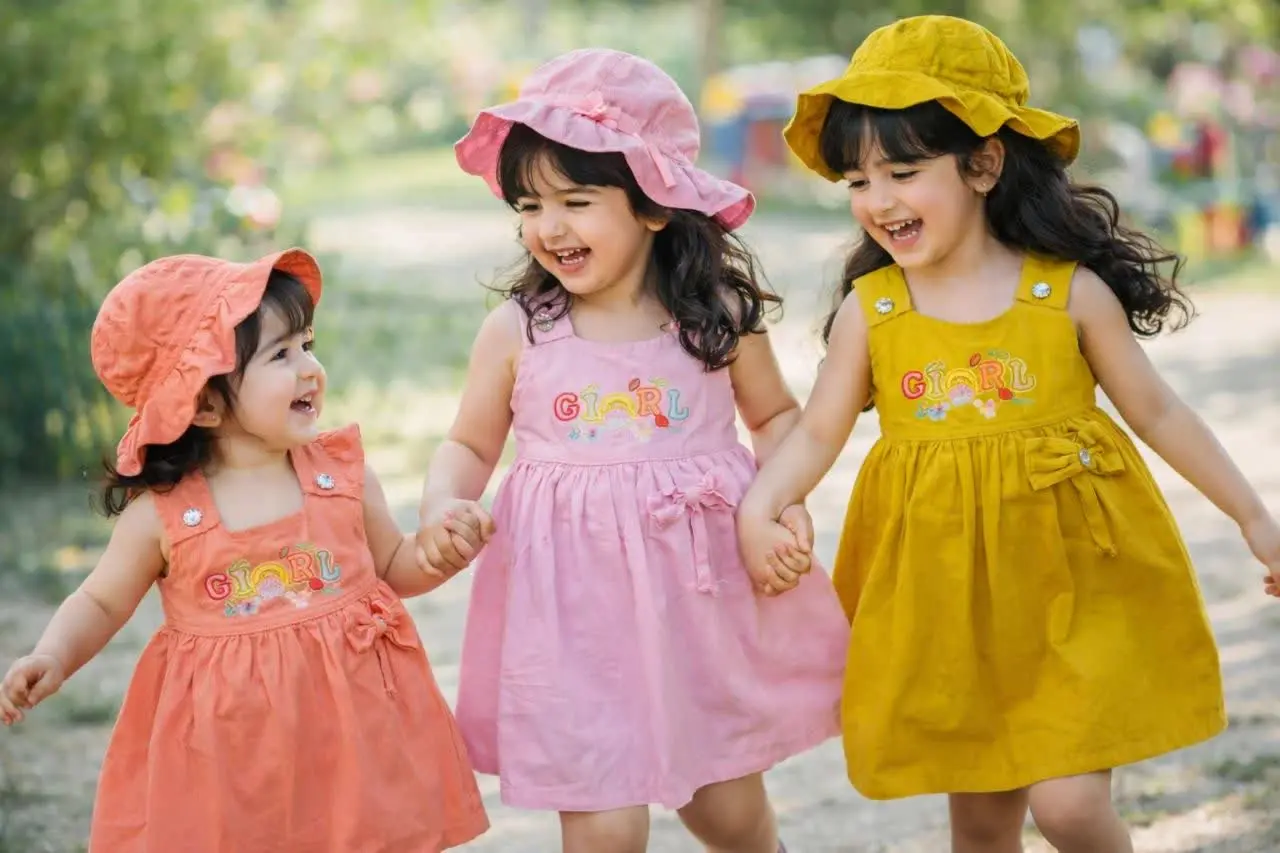 • موجودی ست پیراهن و کلاه: