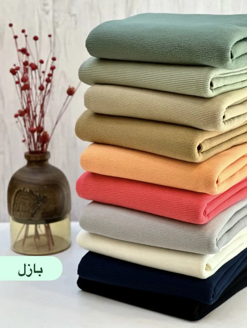 مثل اینکه یکی از پروفروشترین پارچههای پاییزه رسیده 😍😎