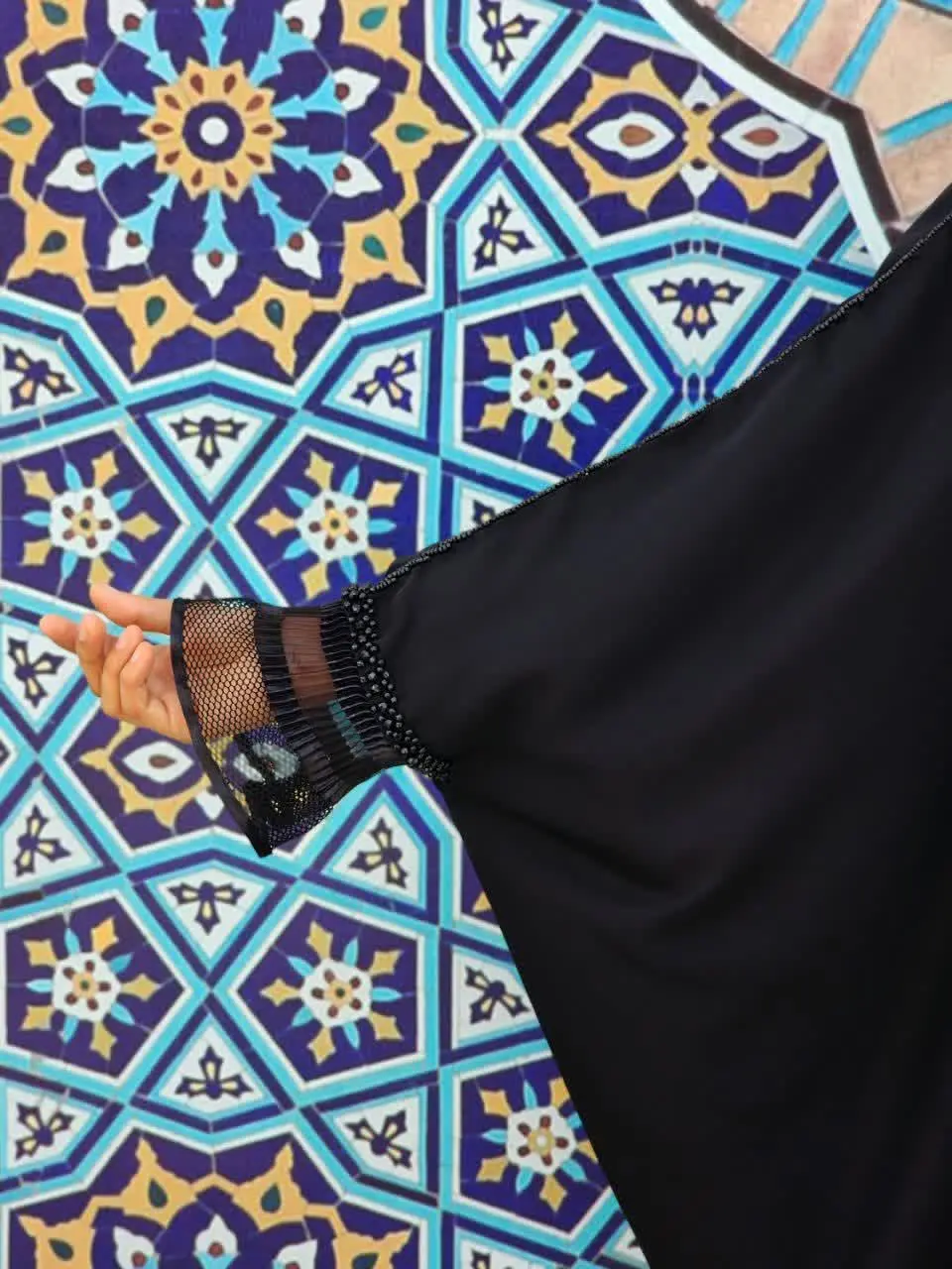 مدل: جواهر دوزی فاطیما