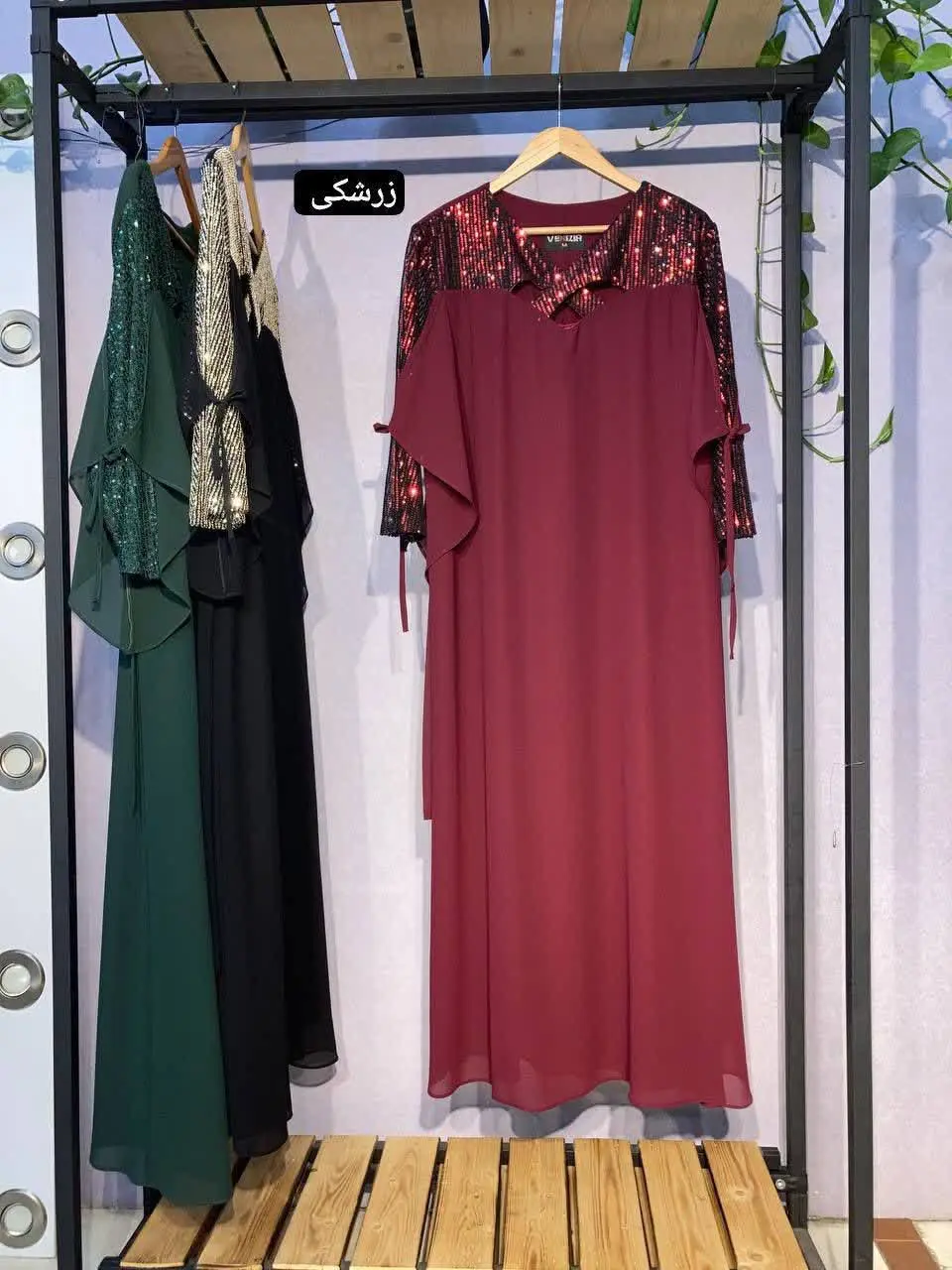 نام: پیراهن مجلسی یقه ضربدری ونیزیا کد ۳۰۱۹